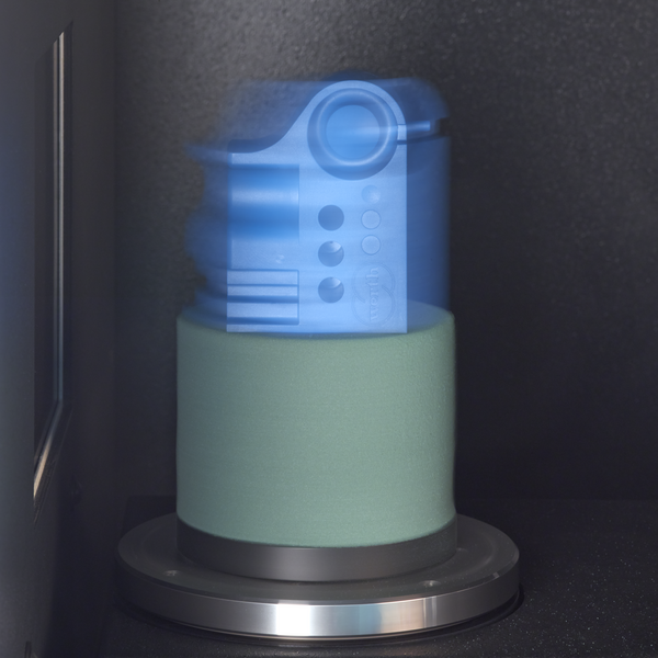 Reduction in measurement time through continuous rotation of the device axis with OnTheFly-CT