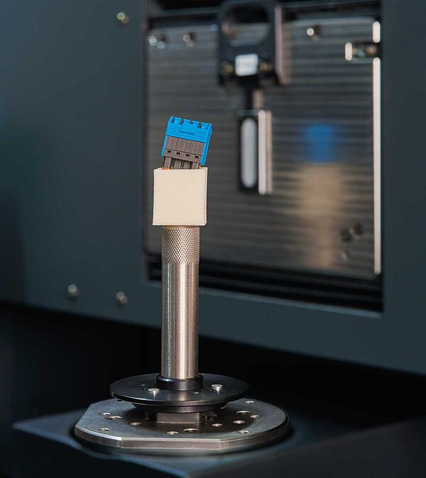 Low-maintenance 200 kV X-ray source in monoblock design