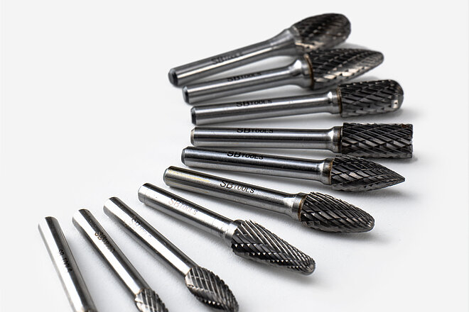 Bone cutters - Tools for removing defined bone areas