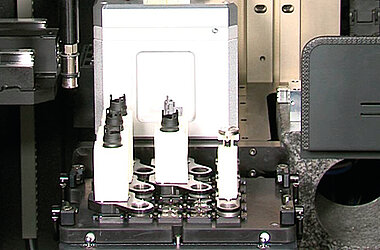 Workpiece changing system